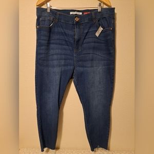 Women's jeans CELEBRITY PINK size 20